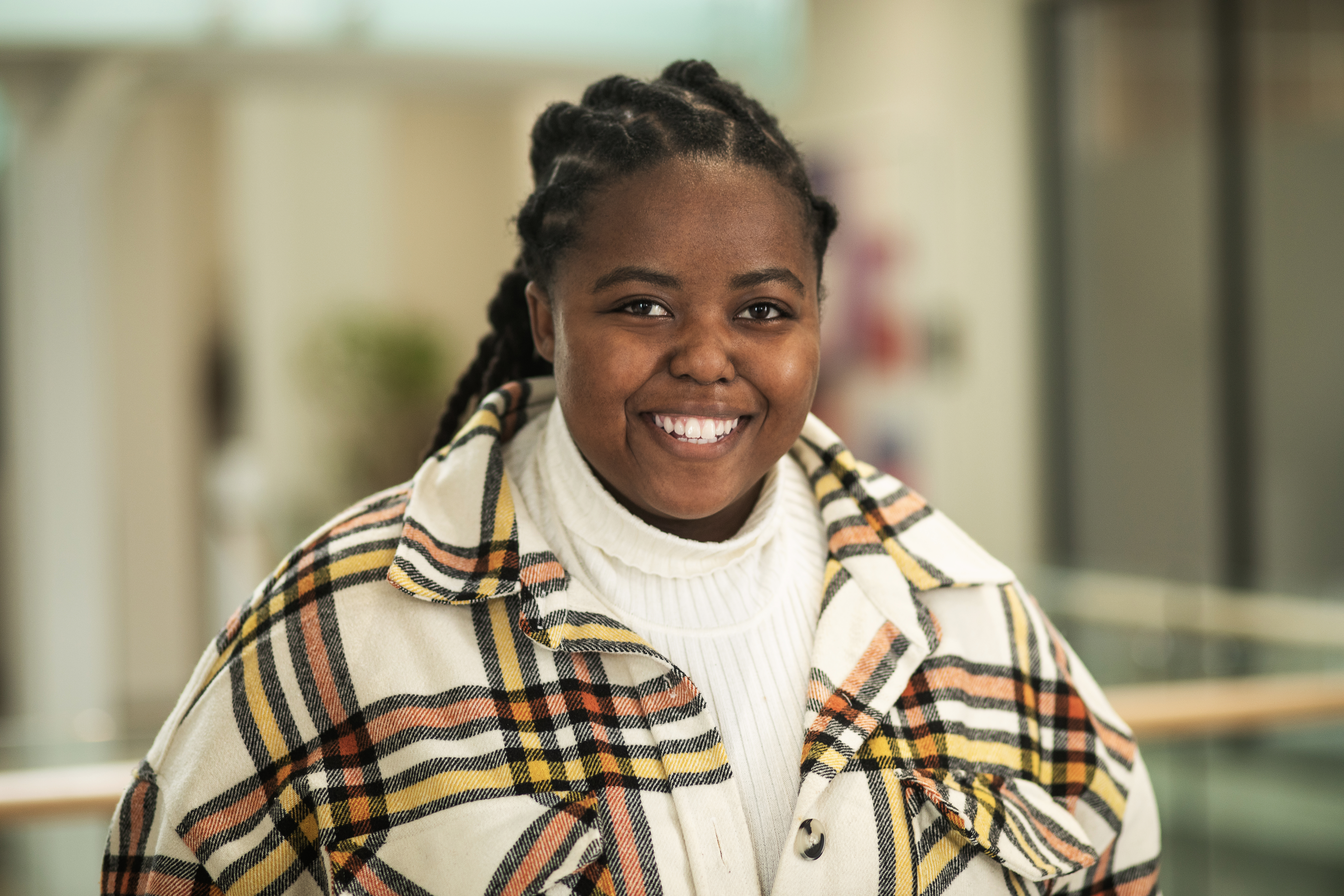 Phaphamani Zoneleni - Software & Data Engineer